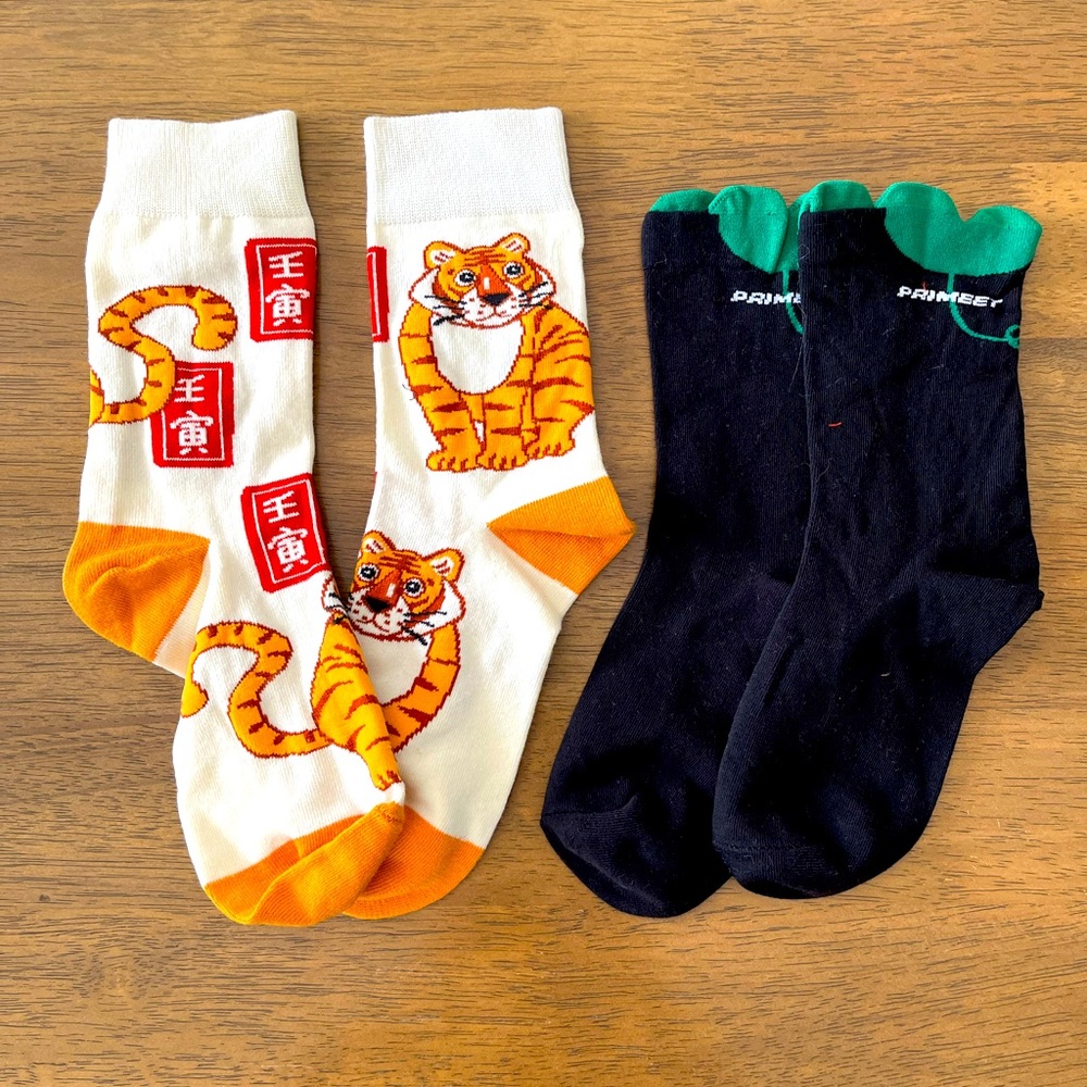 New : 2 pairs of socks ⭐️